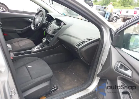 2018 Ford Focus Se z USA, uszkodzony, nr VIN 1FADP3FE1JL235501